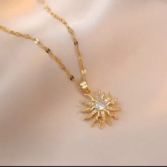 Anthropologie Jewelry - Flower Pendant Stainless Steel Necklaces Antique Gold 18K Gold Rotating